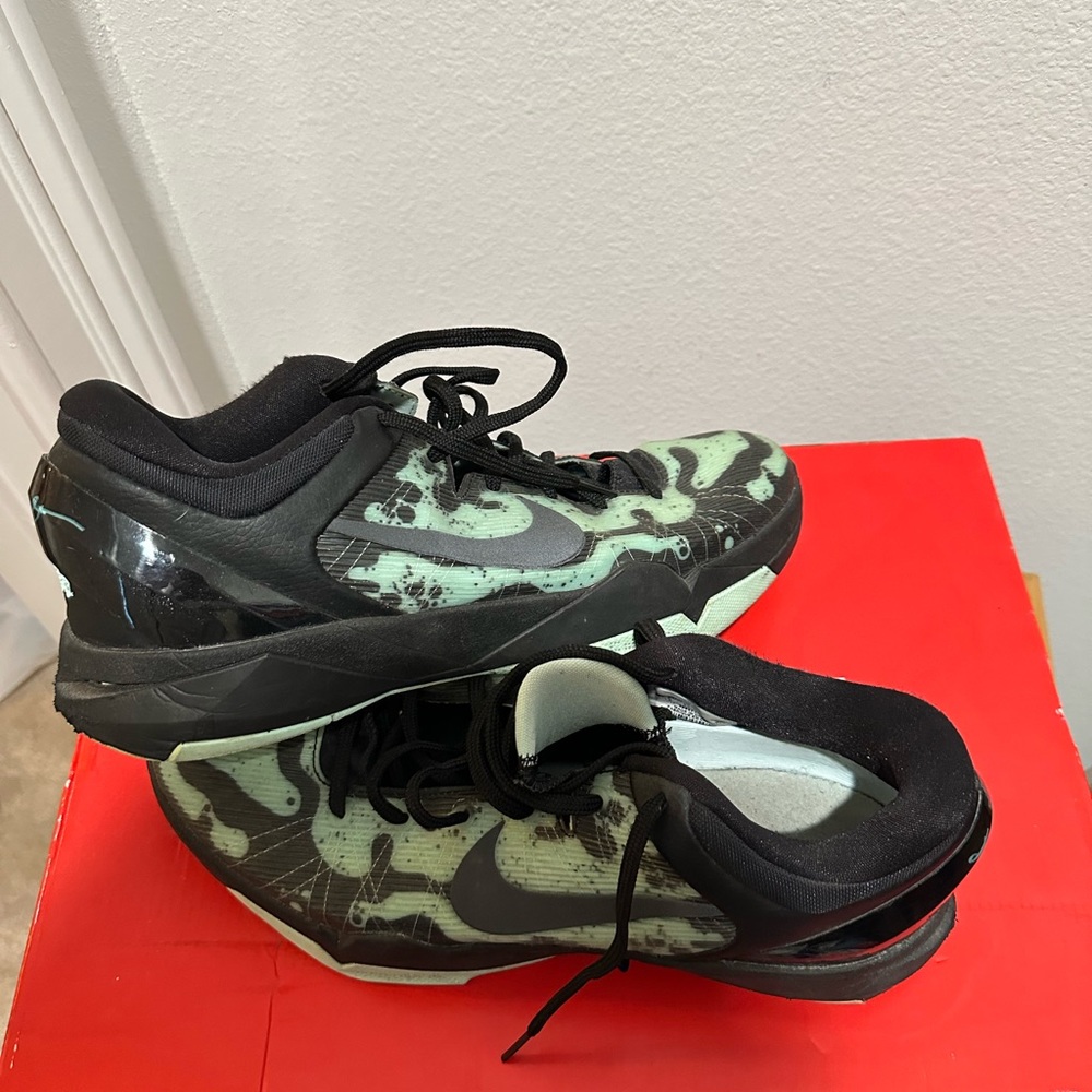 Nike Kobe 7 - Poison Dart Frog (Mint)